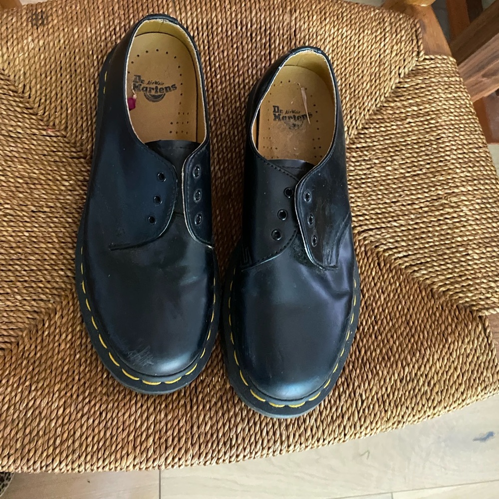 6 Hole Dr. Martens